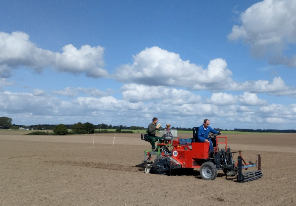 Aussaat der Versuche PUCSTRI und PUCREC in Mecklenburg-Vorpommern (September 2020)